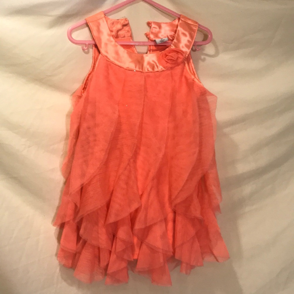 Girls pink 3T ruffled lace material dress.